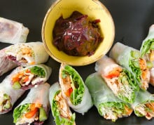 Spring rolls z łososiem