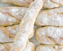 bagietka z ziarnami