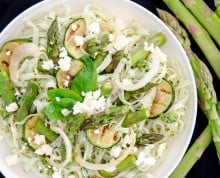 makaron, szparagi i pesto