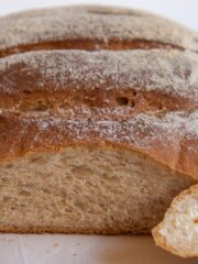 Babciny chleb pszenny ukrojona kromka