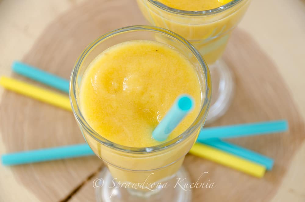 Smoothie z ananasa