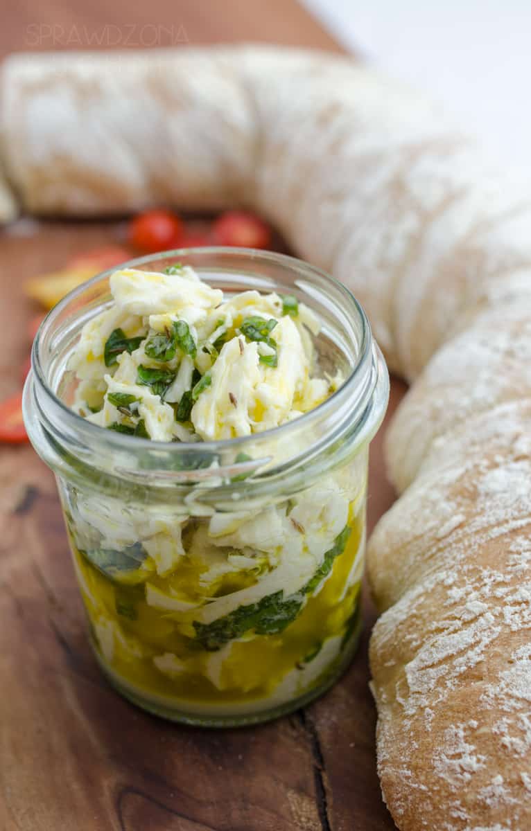 marynowana mozzarella
