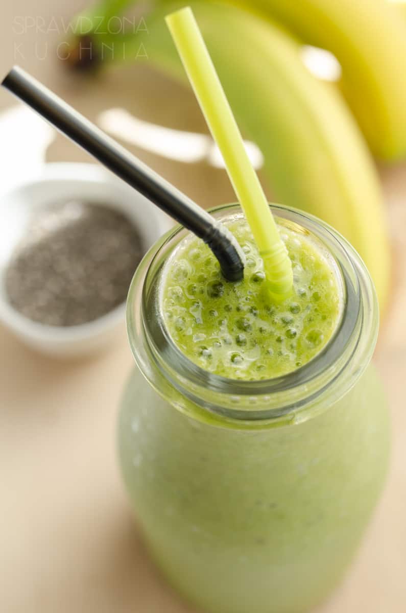 smoothie z jarmuzem