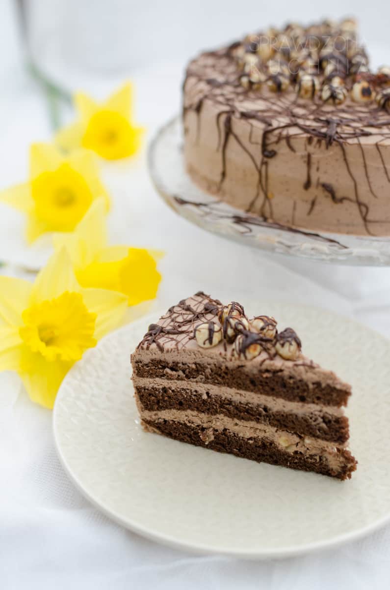 tort czekoladowo-orzechowy