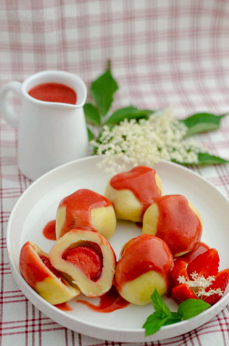 knedle truskawkowe