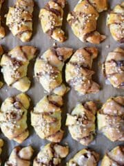 Rogaliki świętomarcińskie na blaszce widok z góry